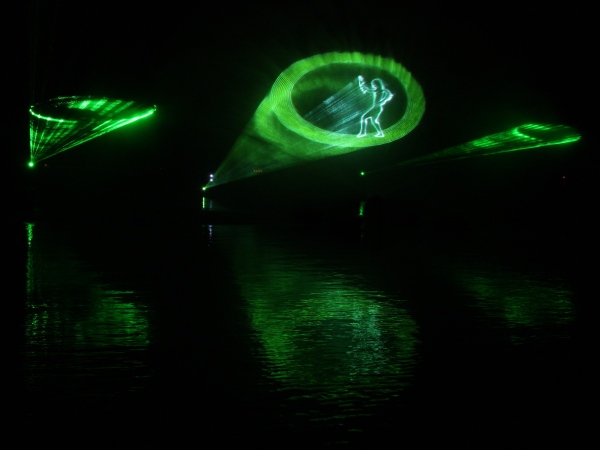 Lasershow Maschsee   102.jpg